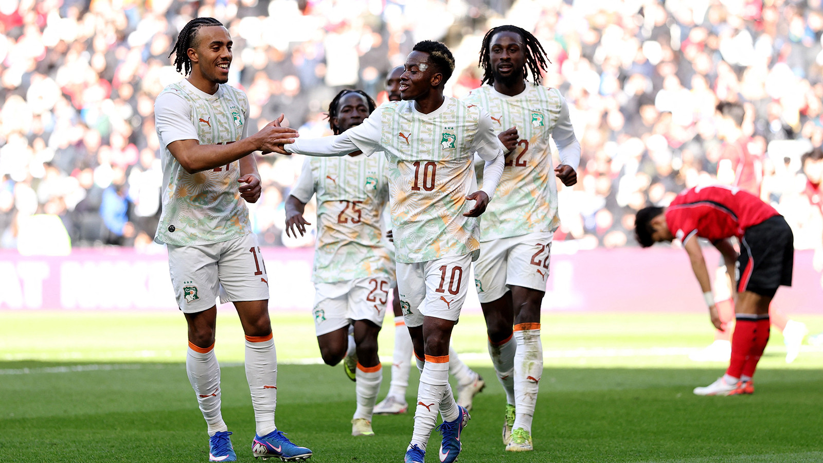 Wilfried Singo gol attı, Fildişi Sahili şov yaptı