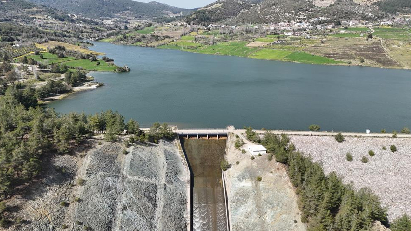 Son 65 yılın en kurak yılında tamamen kurumuştu, 3 ayda yüzde 100 doluluğa ulaştı