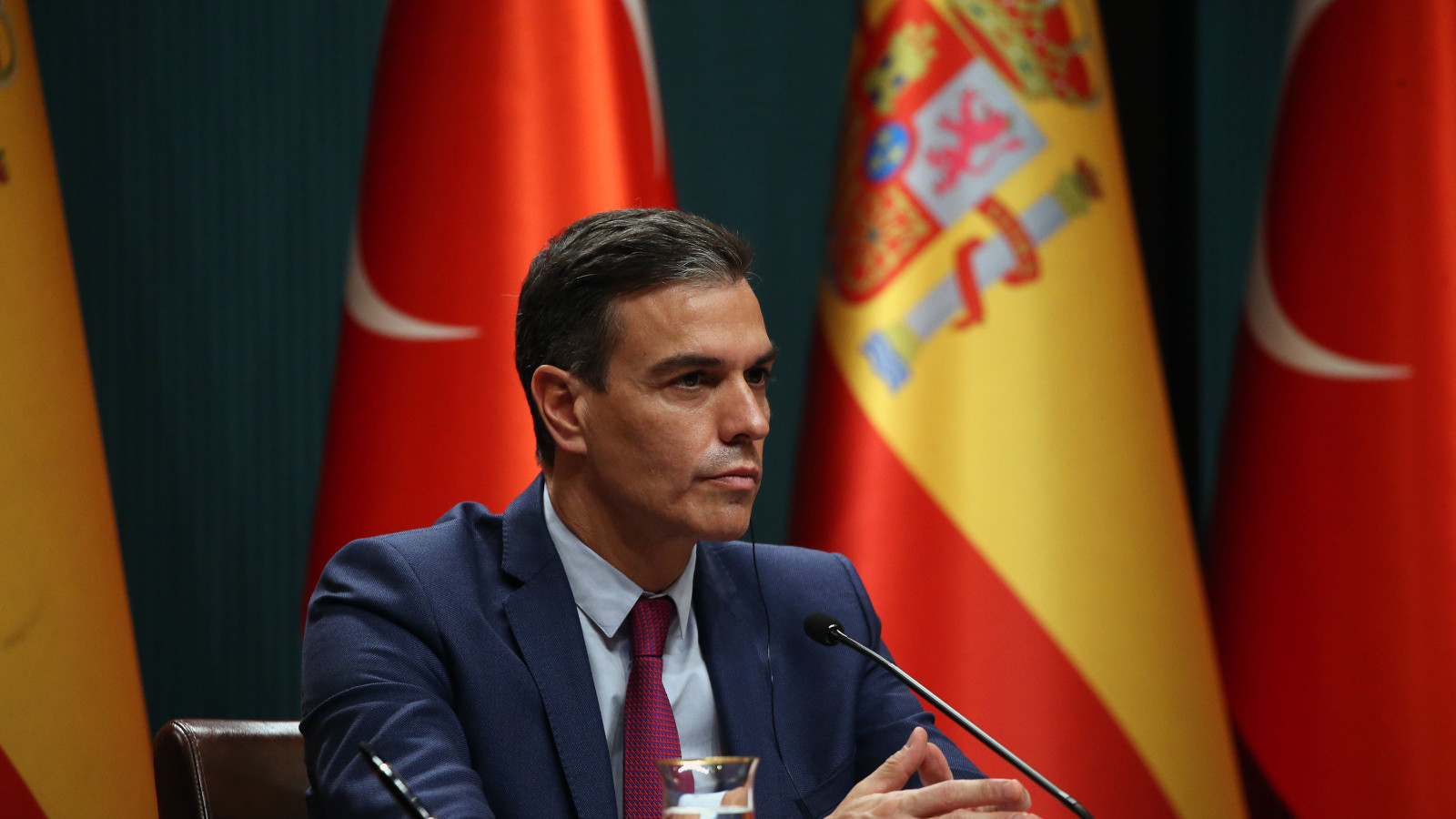 İspanya, İran savaşında kullanılan tüm uçaklara hava sahasını kapattı