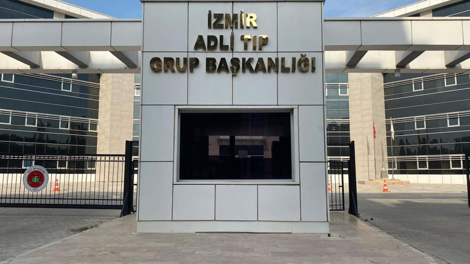 İzmir'de kan donduran olay: Kayalıklarda yeni doğmuş bebek cesedi bulundu