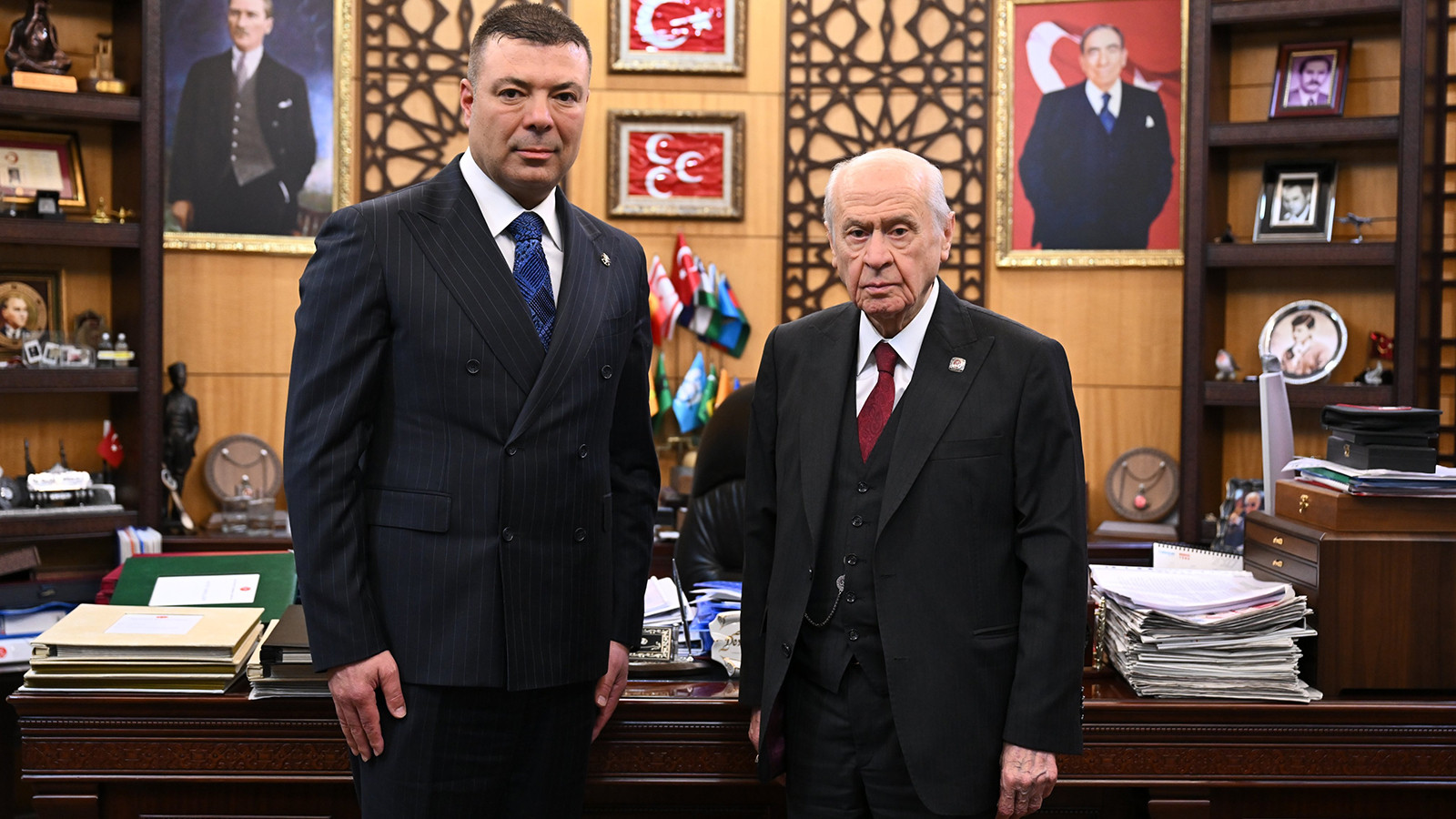 MHP'de İzzet Ulvi Yönter'in yerine Özgür Bayraktar atandı