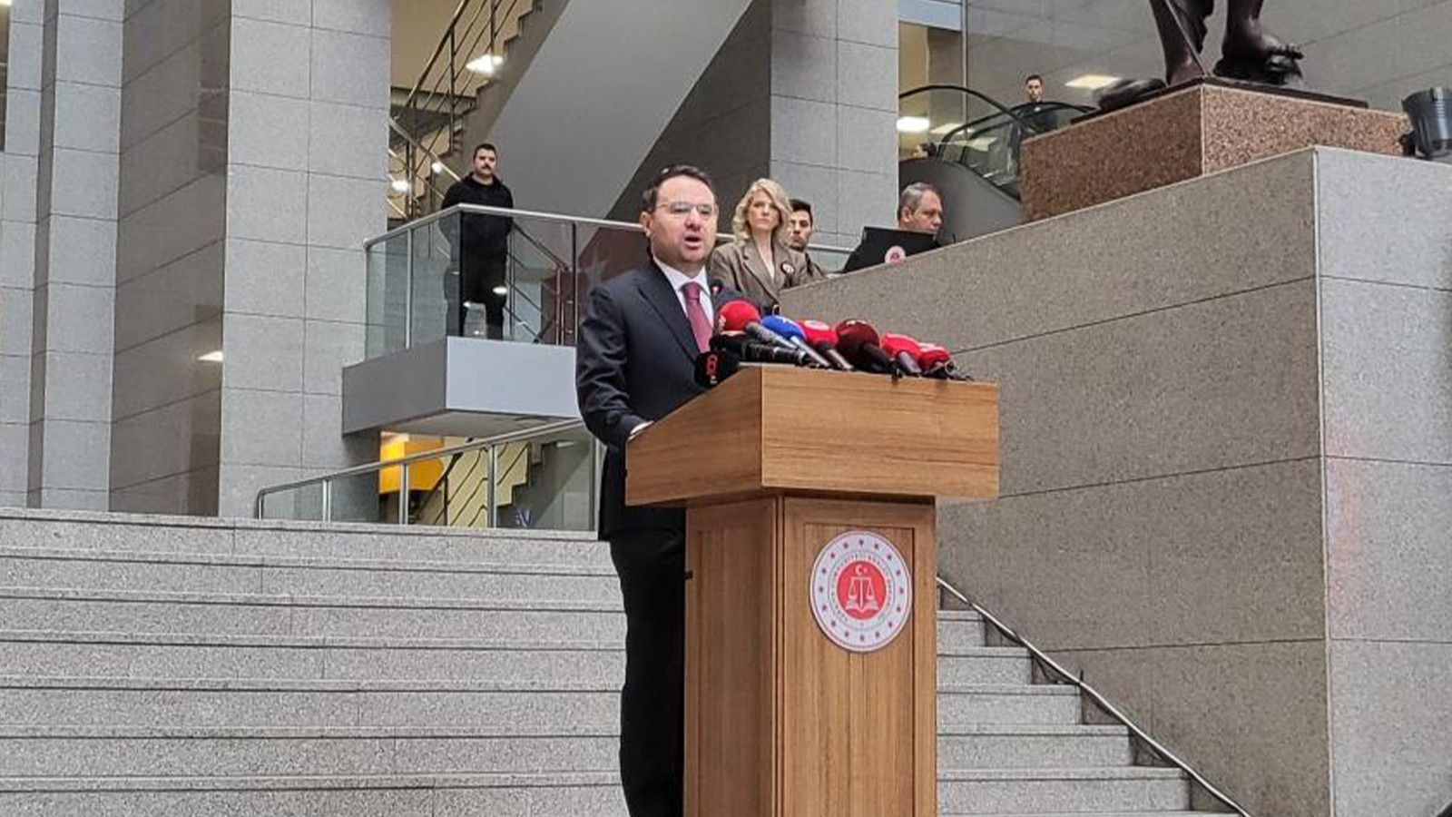 Adalet Bakanı Gürlek: Adalet teşkilatı hiçbir zaman korkuya teslim olmamıştır