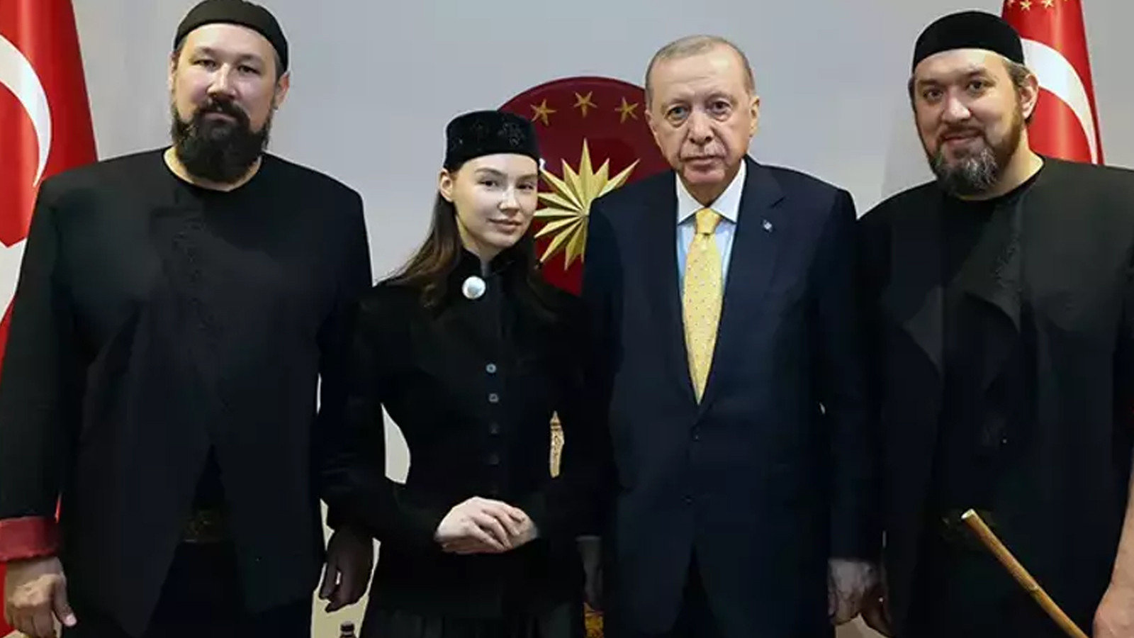 Cumhurbaşkanı Erdoğan 'Ay Yola' müzik grubunu kabul etti
