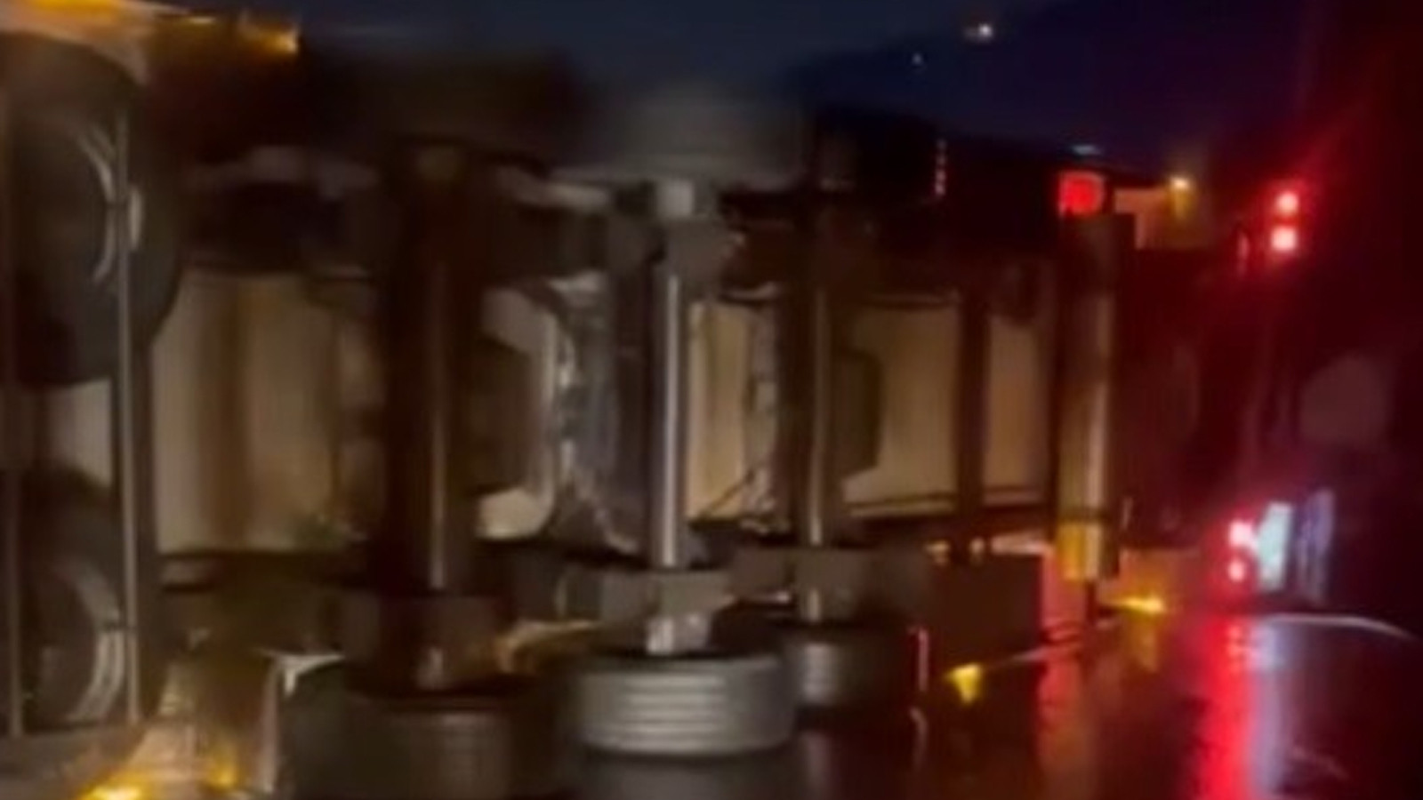 D-650'de zincirleme kaza: Kilometrelerce araç kuyruğu oluştu