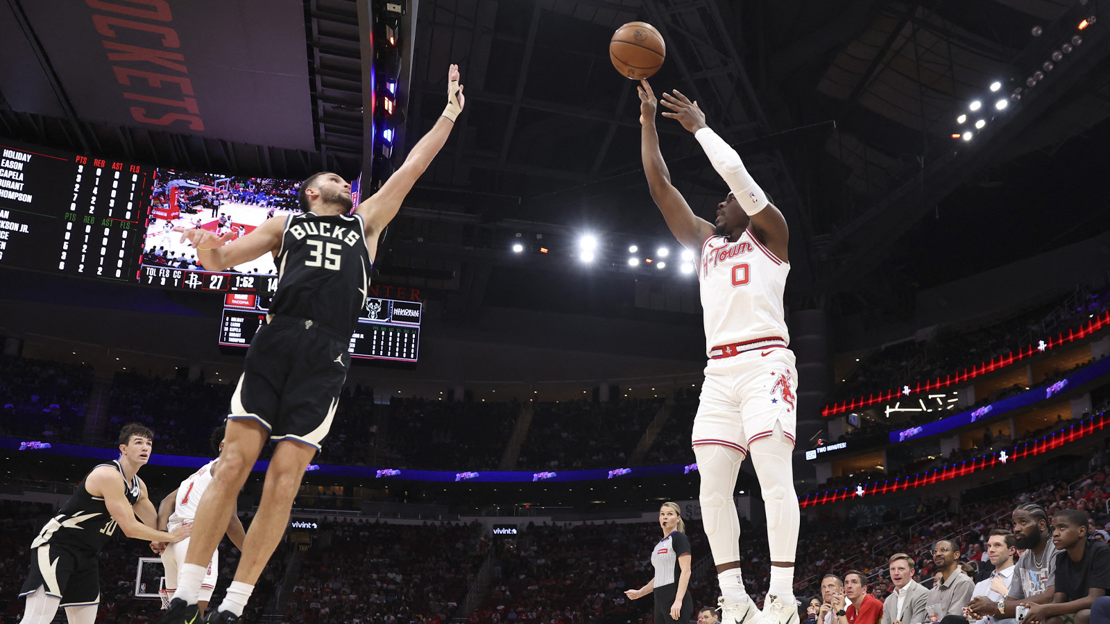 NBA'de Alperen Şengün'den Bucks'a karşı iyi performans!