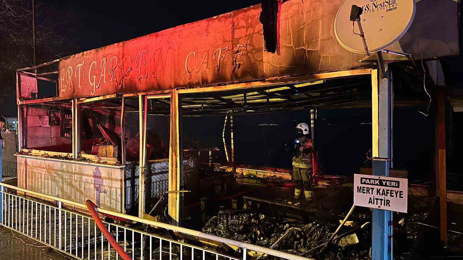 Bursa'da gece saatlerinde korkutan yangın