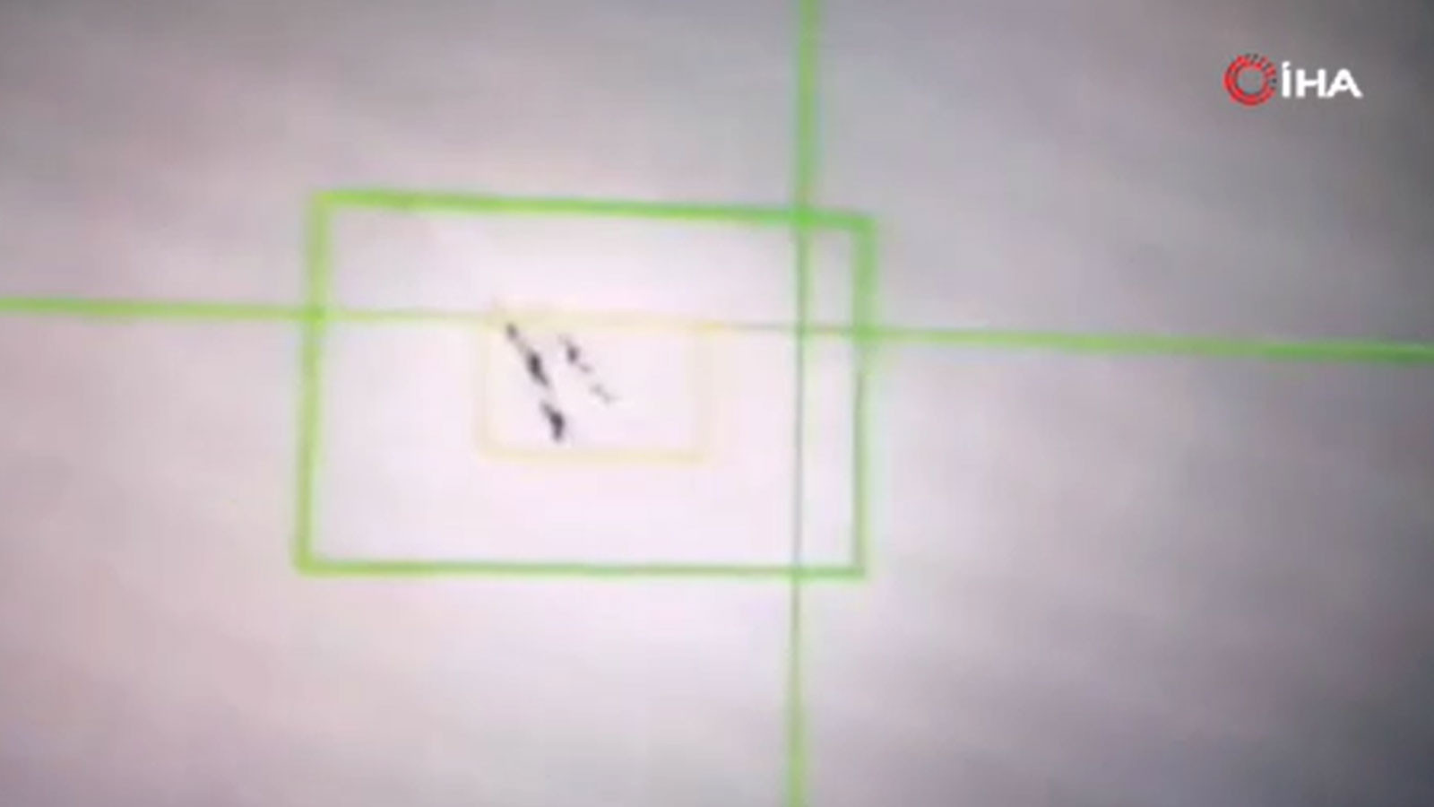 İran Devrim Muhafızları Ordusu: ABD’ye ait bir savaş uçağı imha edildi