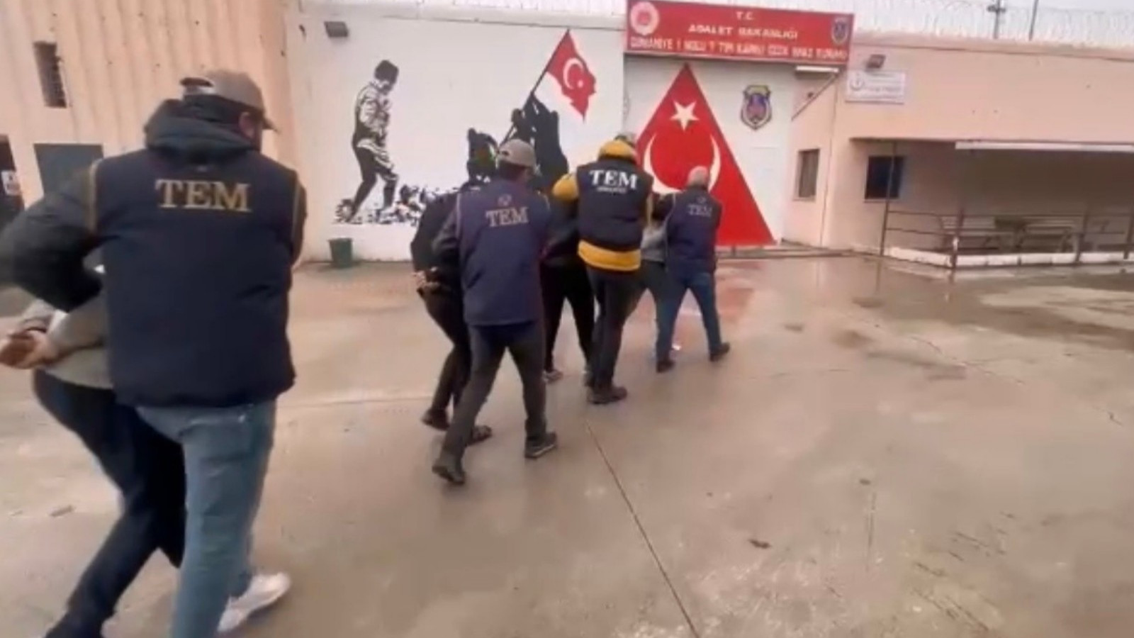 Osmaniye'de DEAŞ operasyonu: 4 kişi tutuklandı