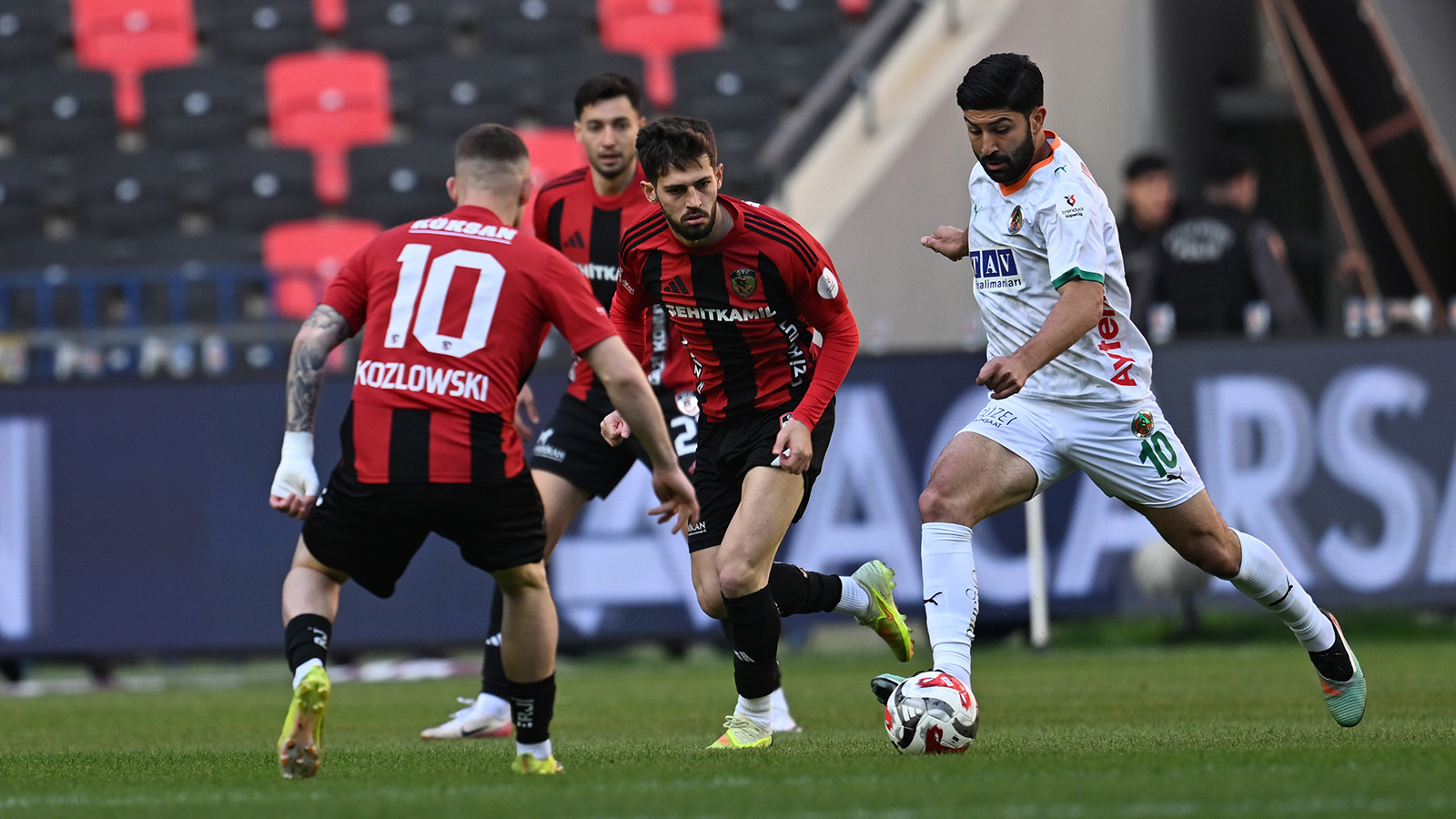 Gaziantep FK ile Alanyaspor yenişemedi