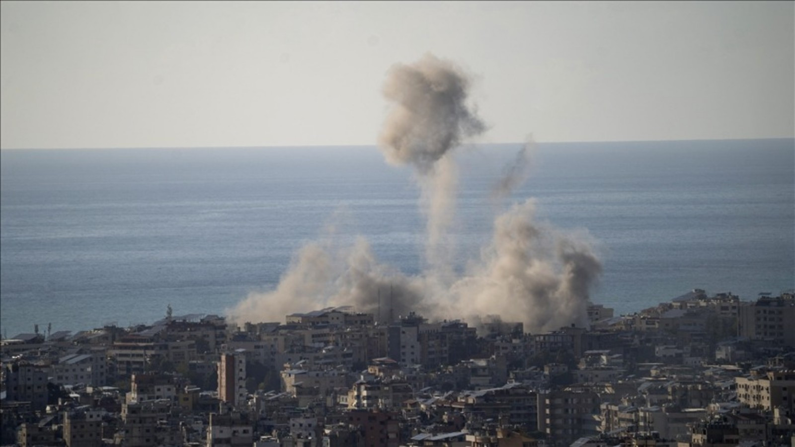 İsrail ordusundan Beyrut'a yönelik hava saldırısı