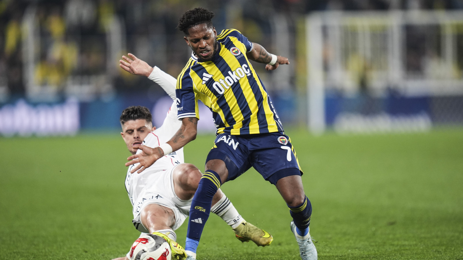 Fenerbahçe'nin kazandığı penaltı doğru muydu? Eski hakemler değerlendirdi