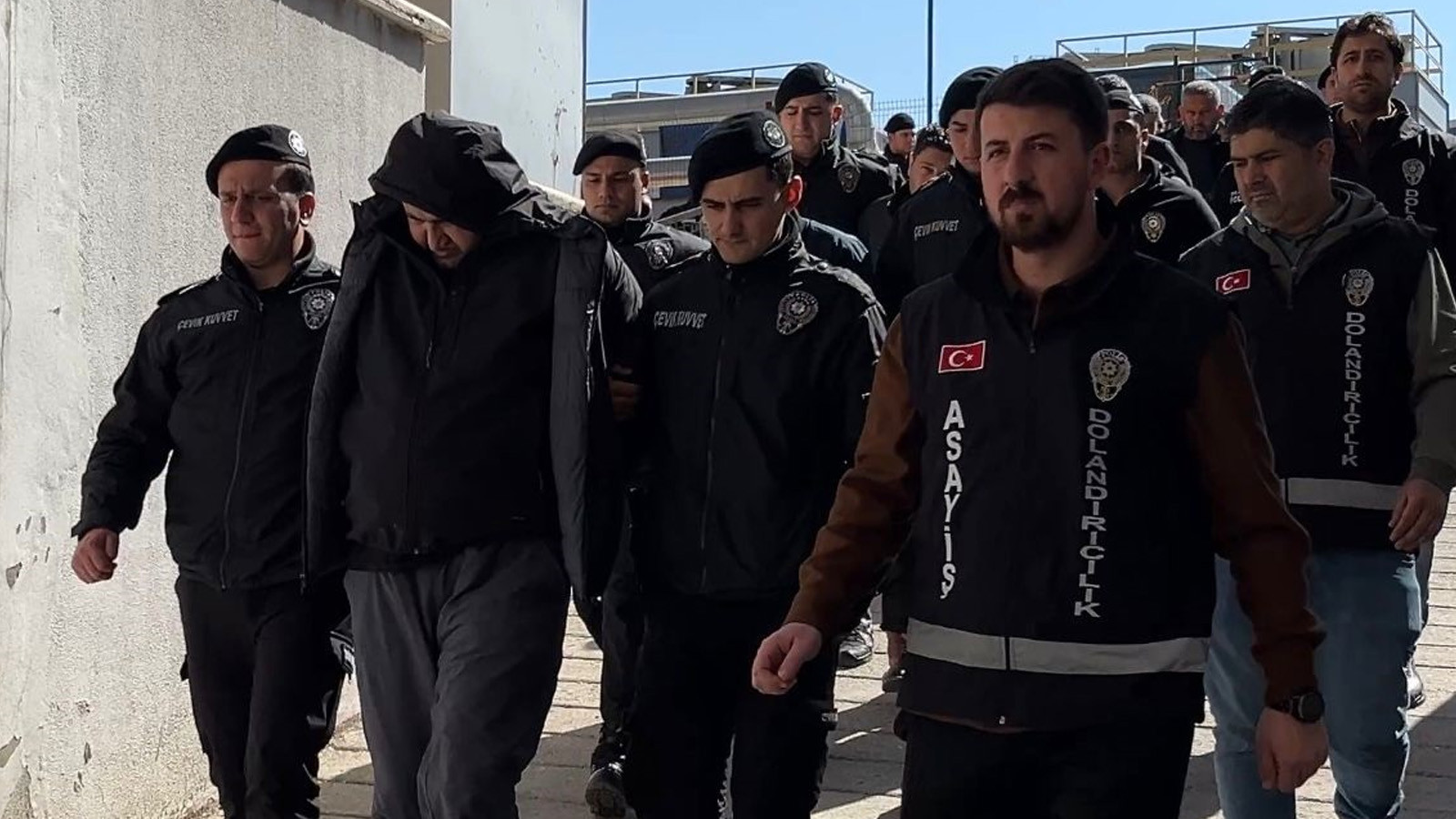 Akademisyenden sahte evrakla 521 milyon TL'lik vurgun