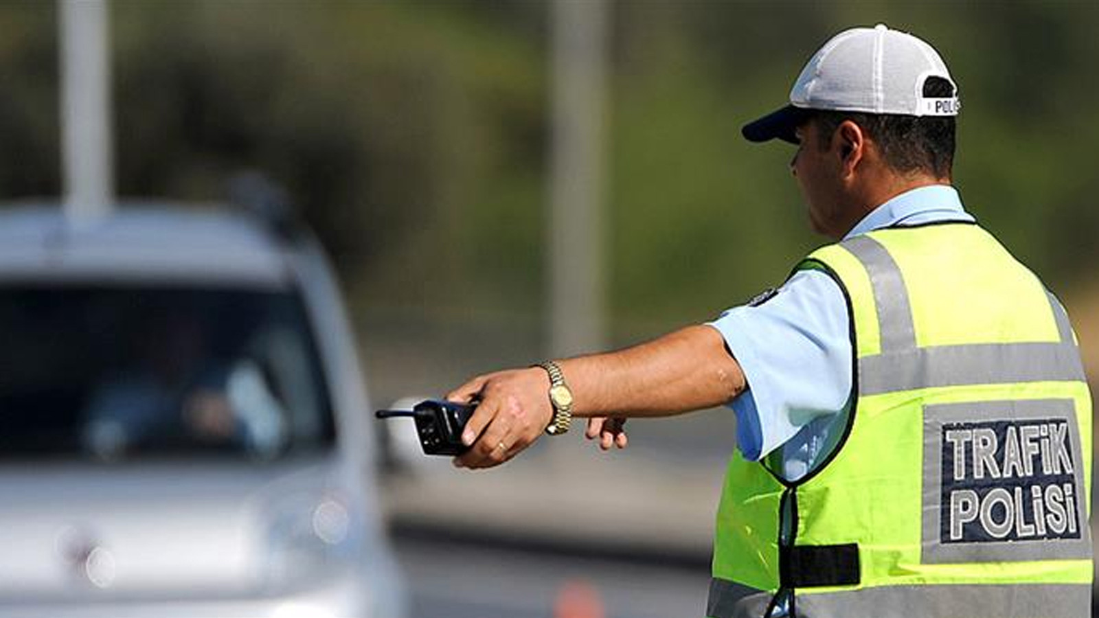 Trafikte makas atan sürücü cezasız kalmadı