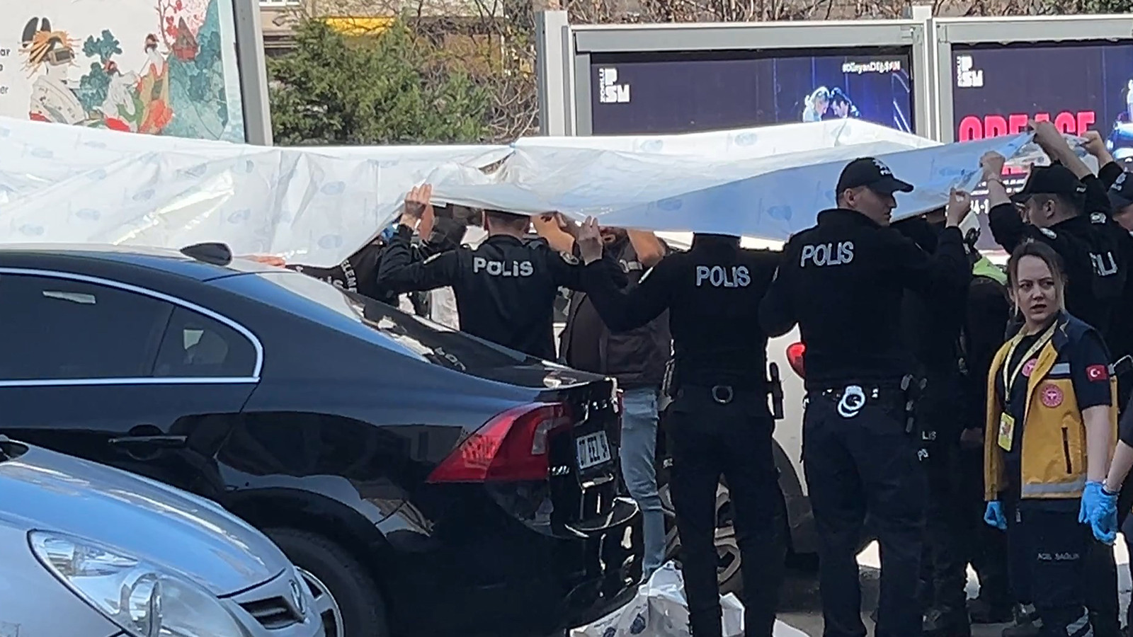 Üç gündür kayıptı: Aracında ölü bulundu