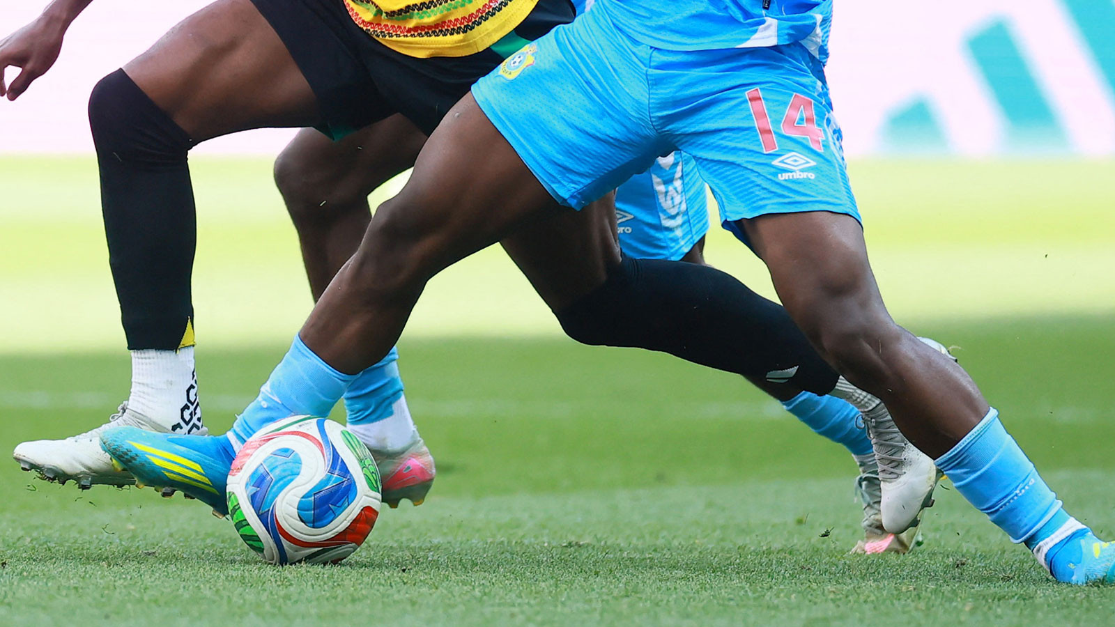 7 futbolcu, Güney Afrika'da kayıplara karıştı! Firar ettikleri konuşuluyor