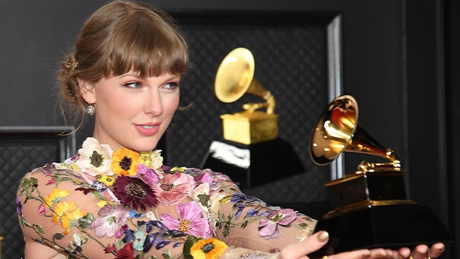 Dünyanın en büyük müzik şirketi satılıyor!