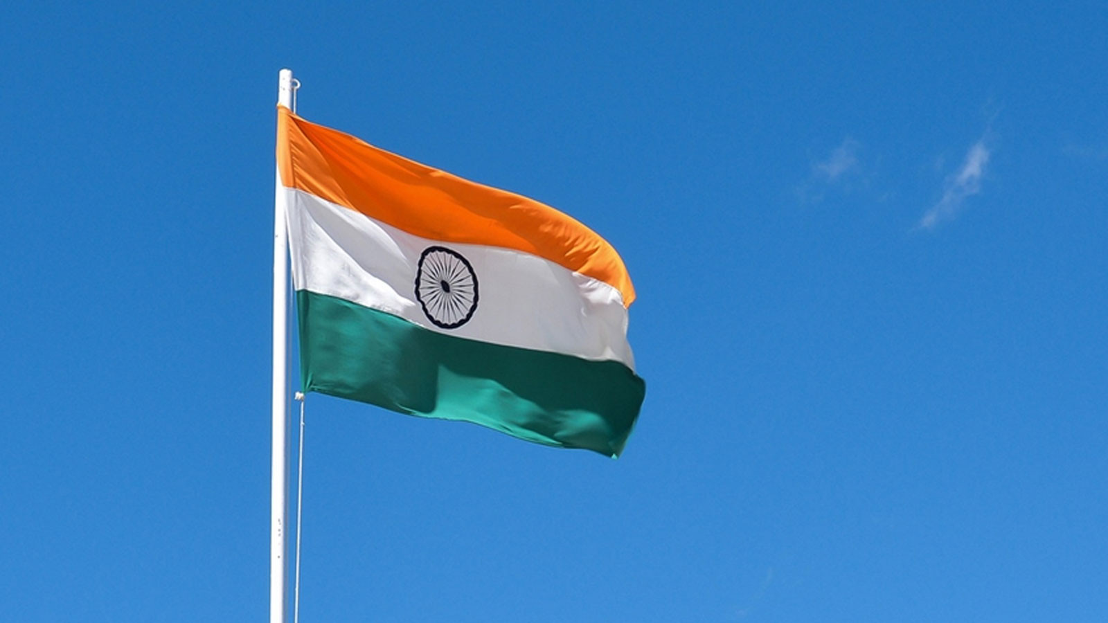 Hindistan'dan İran'daki vatandaşlarına "oldukları yerde kalma" çağrısı