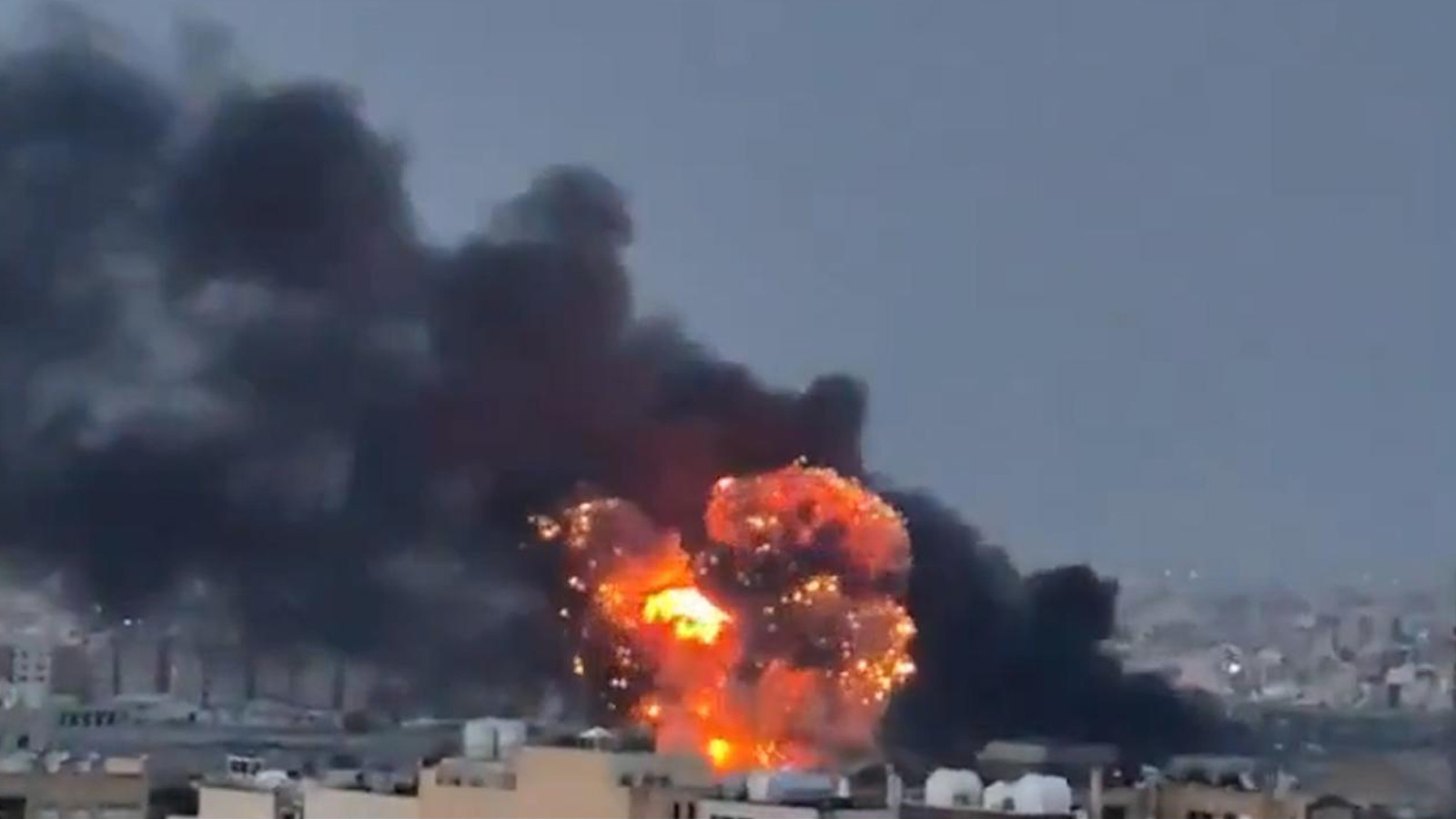 İsrail, İran'da demir yolu köprüsüne saldırdı: Can kayıpları var