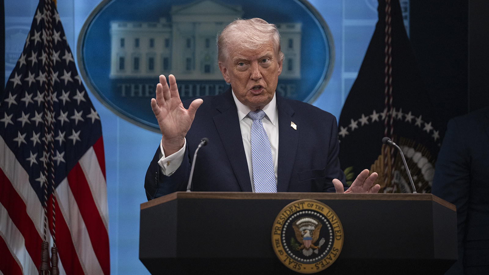 ABD'de Trump'ın 'görevden alınması' çağrısı