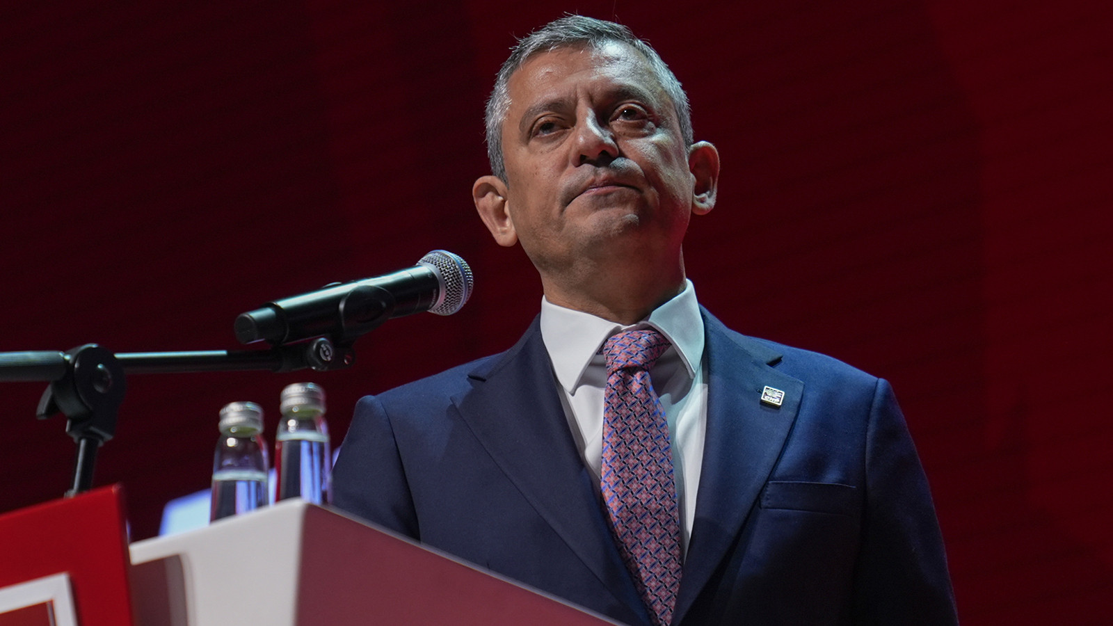 Özgür Özel'den Lucescu için taziye mektubu