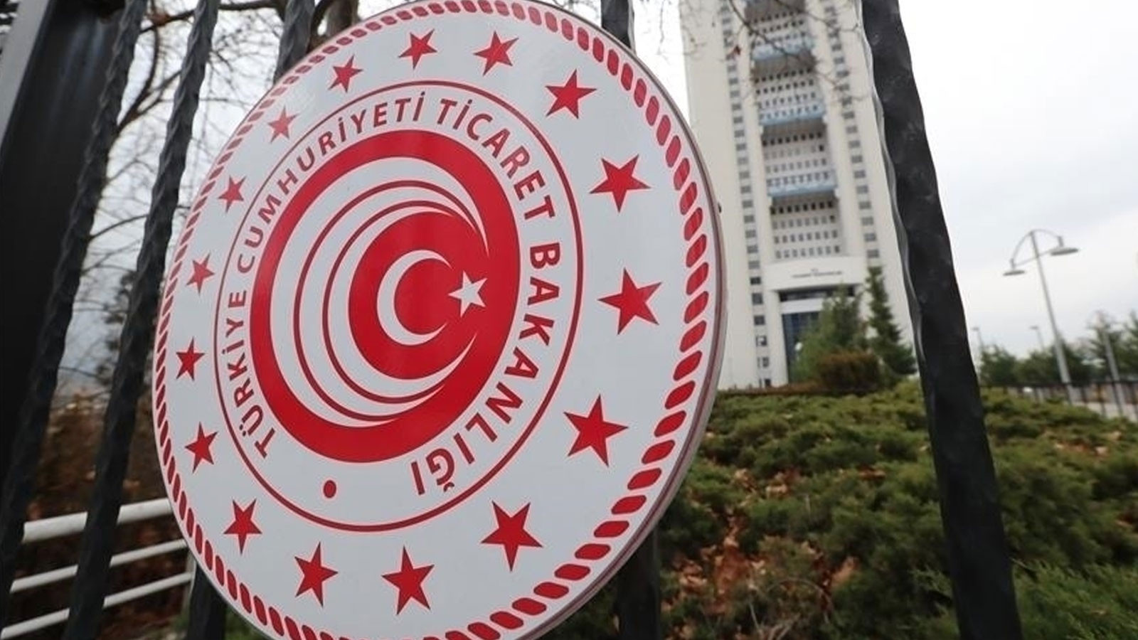 Ticaret Bakanlığı'ndan 96,6 milyon TL para cezası