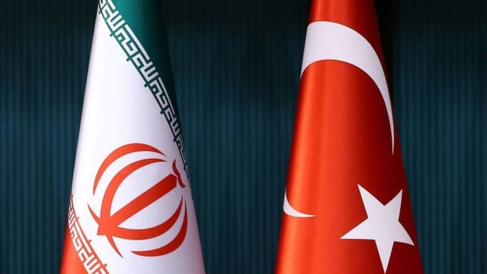 Türkiye'den İran'a tıbbi malzeme yardımı