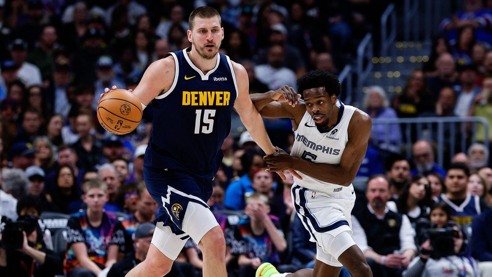 Denver Nuggets, Memphis Grizzlies'ı 136-119 yenerek üst üste 10. galibiyetini aldı