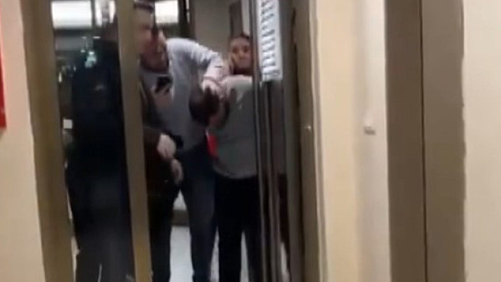 İstanbul'da kız öğrenci yurduna giren şüpheli yakalandı