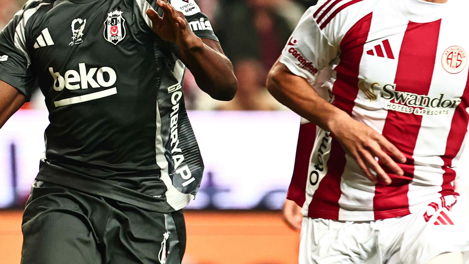 Beşiktaş, Antalyaspor'u konuk ediyor