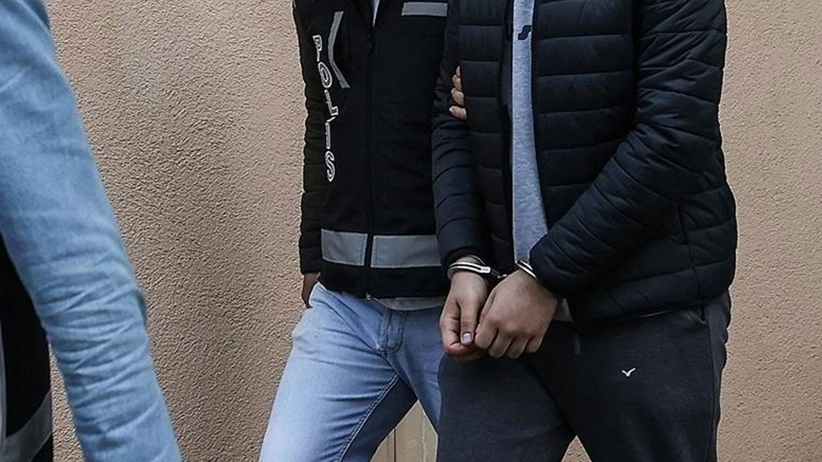 İstanbul’da organize suç örgütü operasyonu: 18 gözaltı