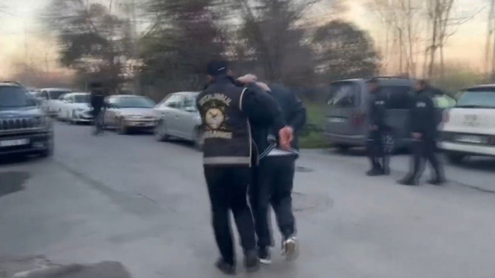 Karagümrük çetesi olarak bilinen suç örgütüne operasyon