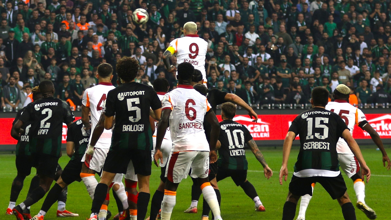 Galatasaray ile Kocaelispor 42. randevuda