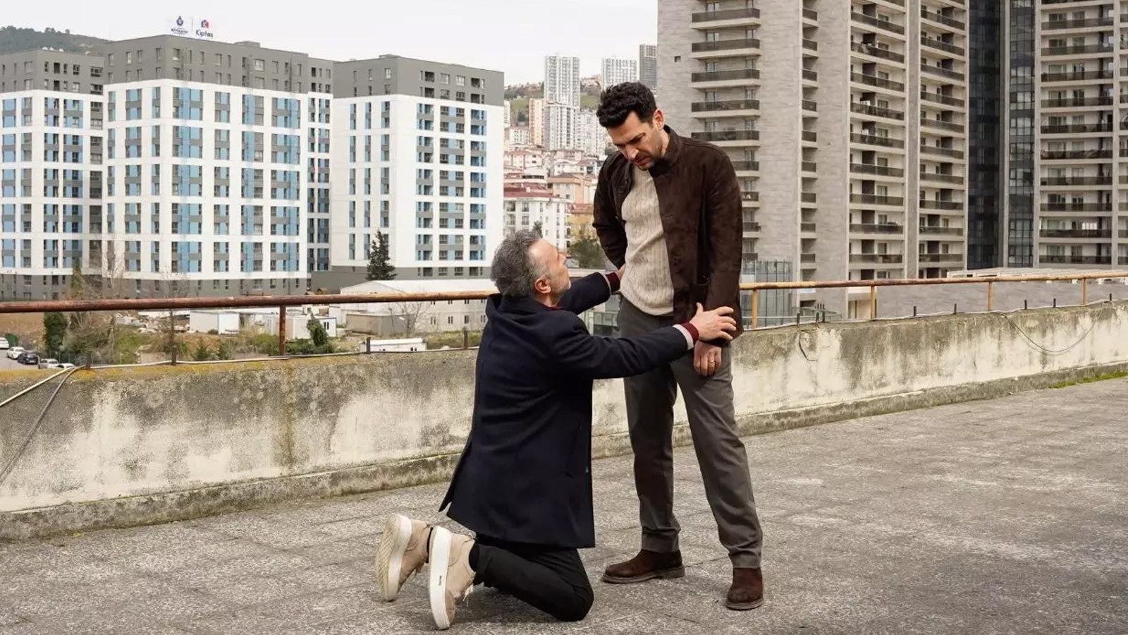 Güller ve Günahlar 24. Bölüm full İzle... Kanal D Güller ve Günahlar yeni bölüm tek parça izle!