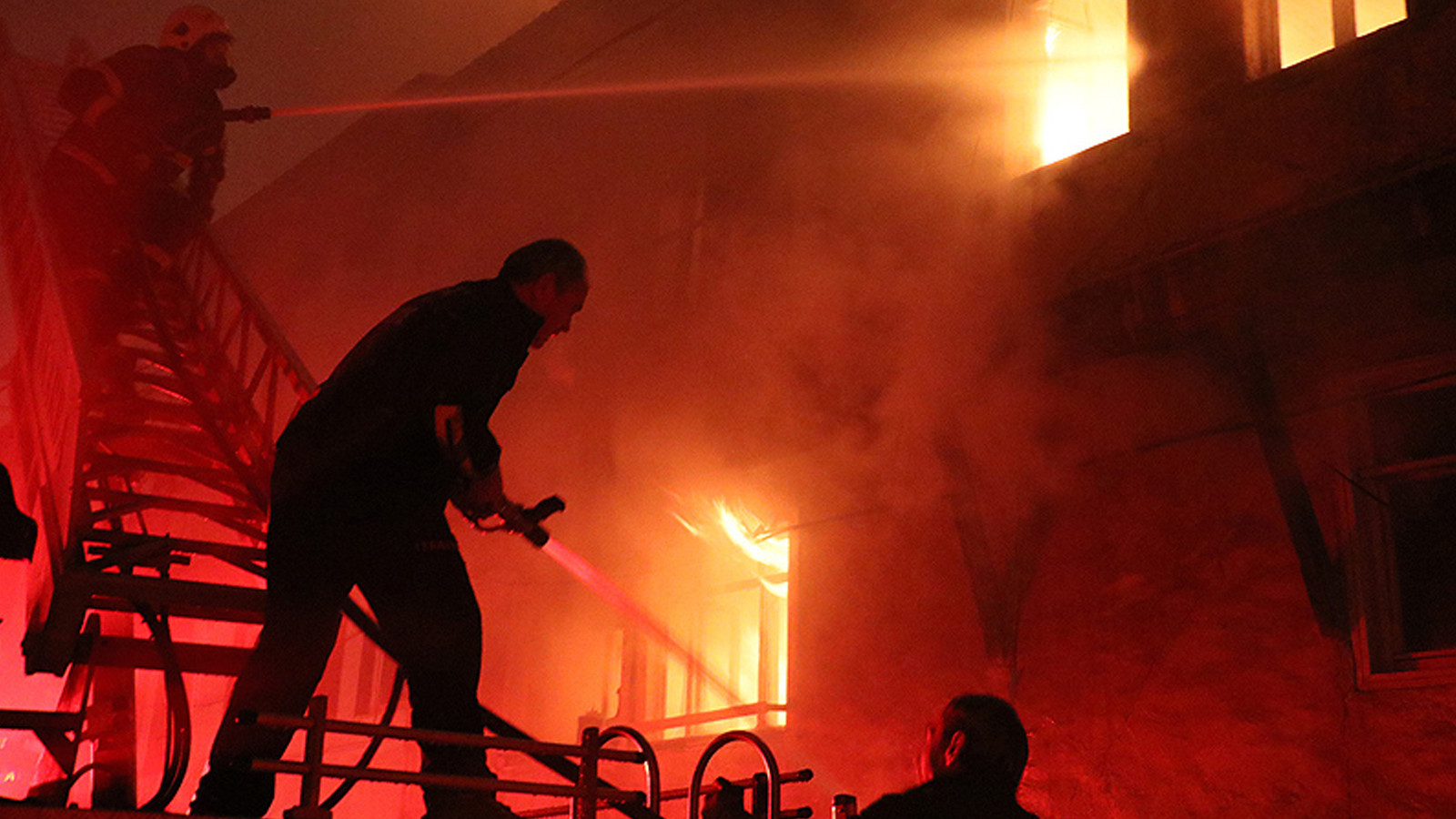 Samsun'da sobadan çıkan yangında yaşlı kadın öldü