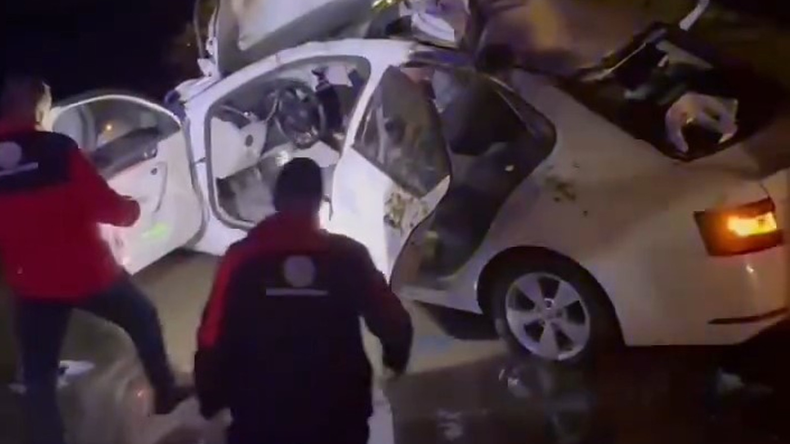 Bitlis'te trafik kazası: Çok sayıda yaralı var