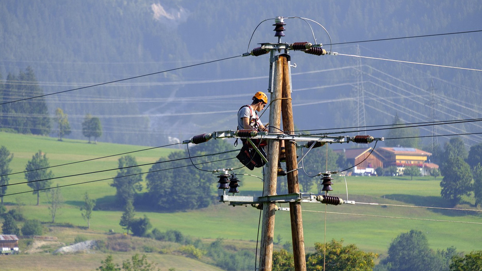 İstanbul'da 14 Nisan Salı büyük elektrik kesintileri olacak!