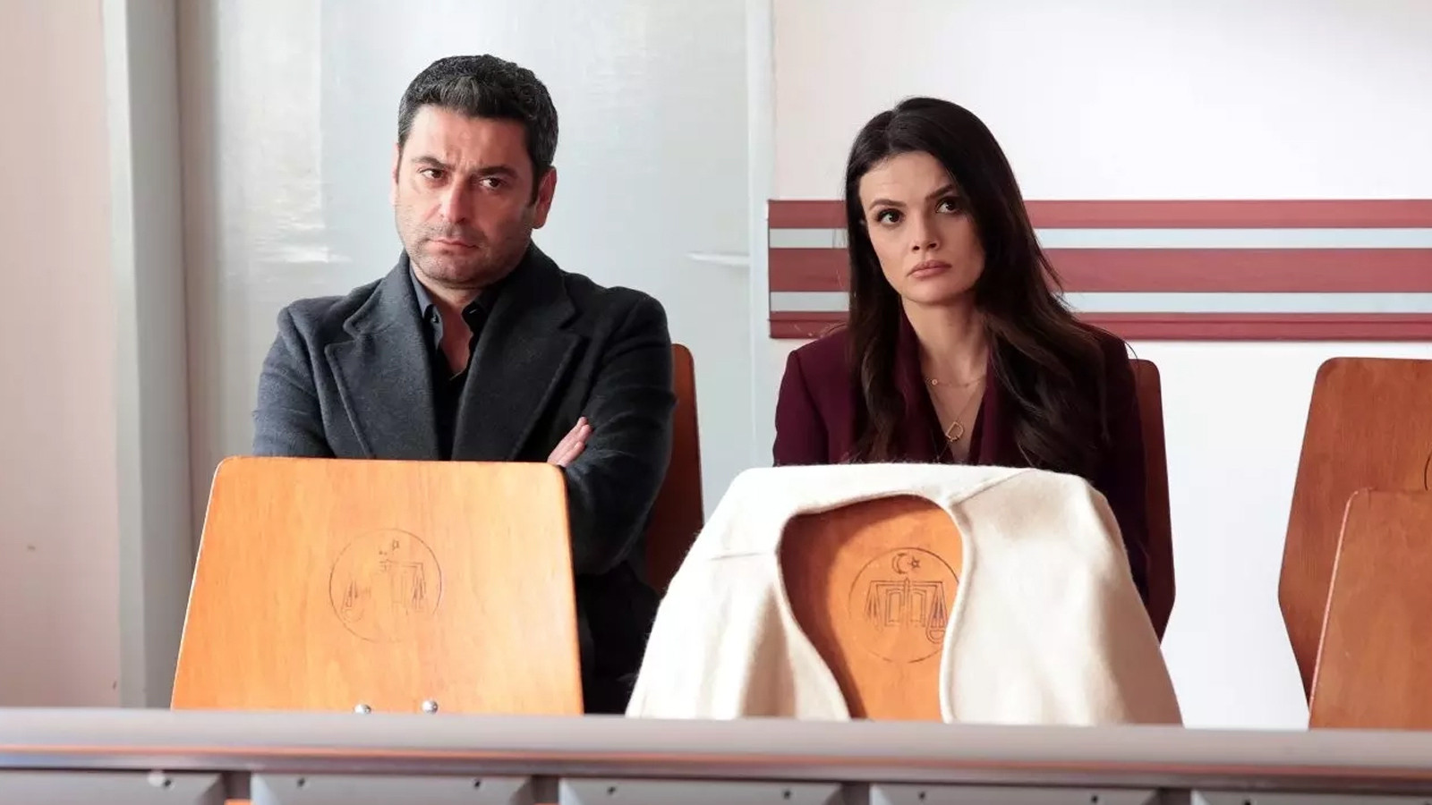 Uzak Şehir 57. Bölüm Yeni Bölüm Tek Parça Full İzle! Kanal D Uzak Şehir son bölüm izle!