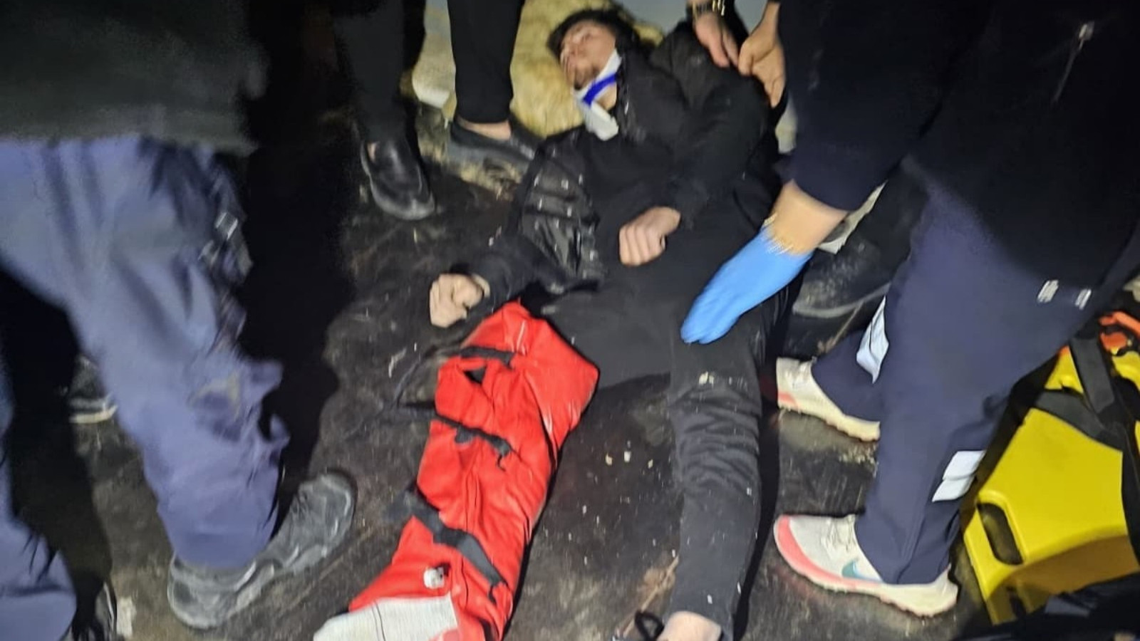 Bursa'da asansör boşluğuna düşen genç kişi ağır yaralandı