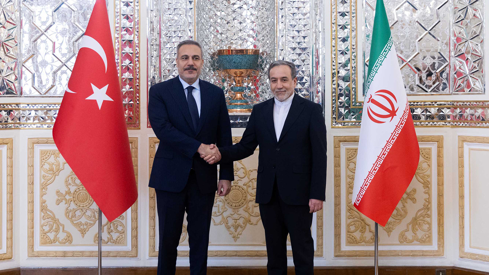 Dışişleri Bakanı Fidan, İranlı mevkidaşı ile görüştü