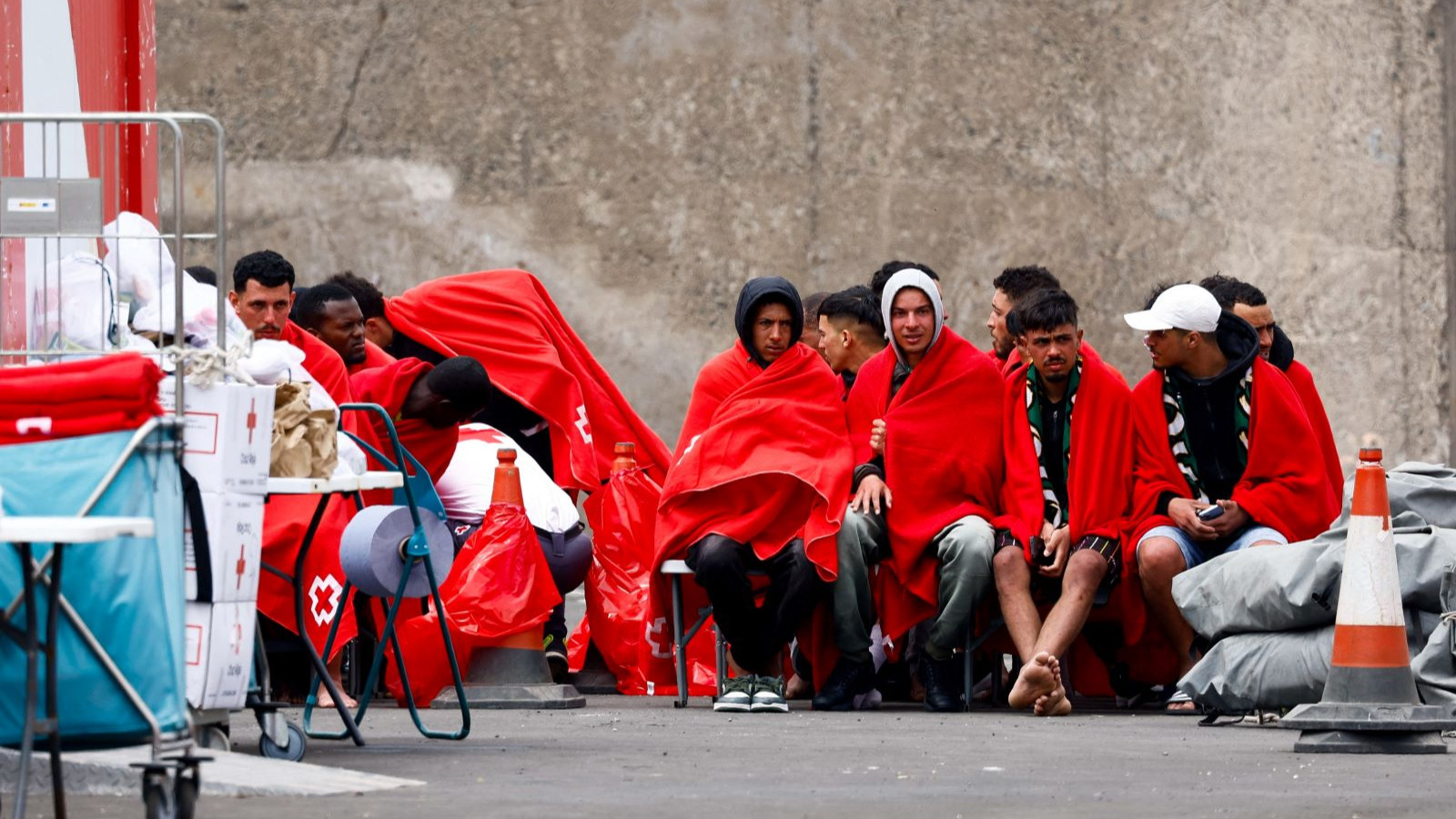 İspanya 500 bin düzensiz göçmene oturum verecek