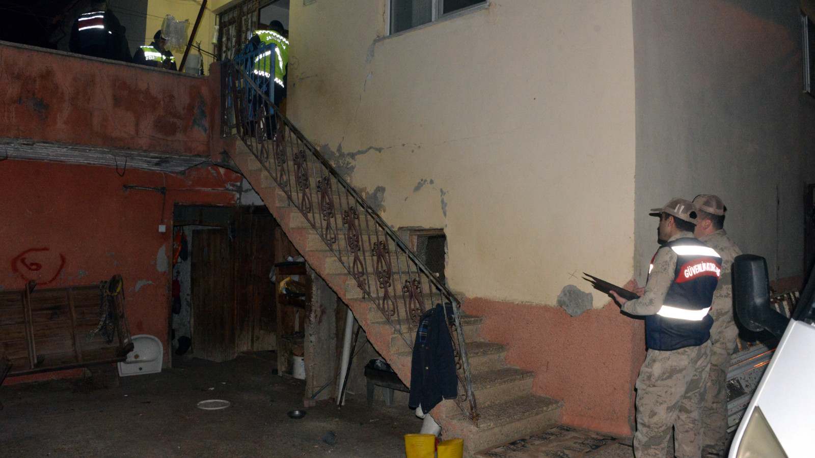 Kahramanmaraş bir kişi tartıştığı eşini katletti