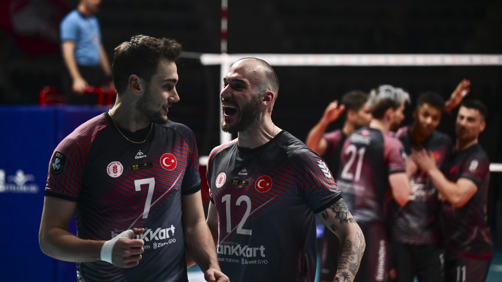 Efeler Ligi'nde ilk finalist belli oldu