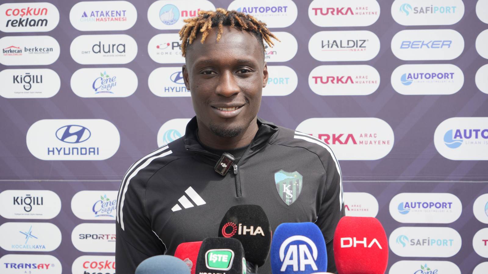 Kocaelisporlu Agyei'den Galatasaray maçı değerlendirmesi: "Top girmiş olsaydı, o maçı büyük ihtimalle kazanırdık"