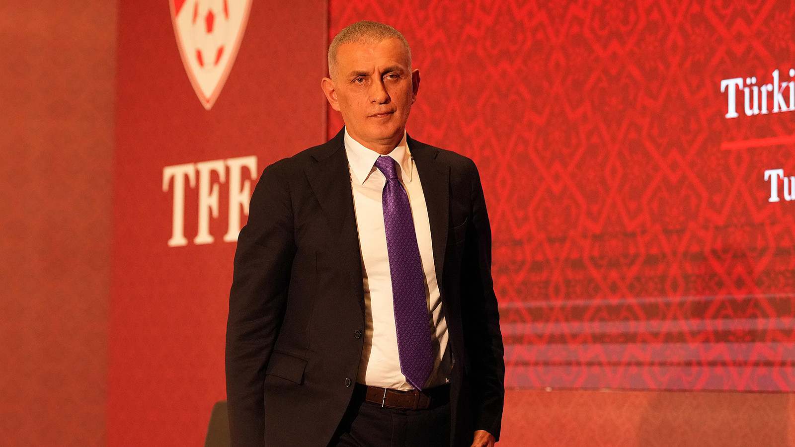 TFF, yeni yabancı kuralını kulüplere bildirdi: Transferleri doğrudran etkileyecek