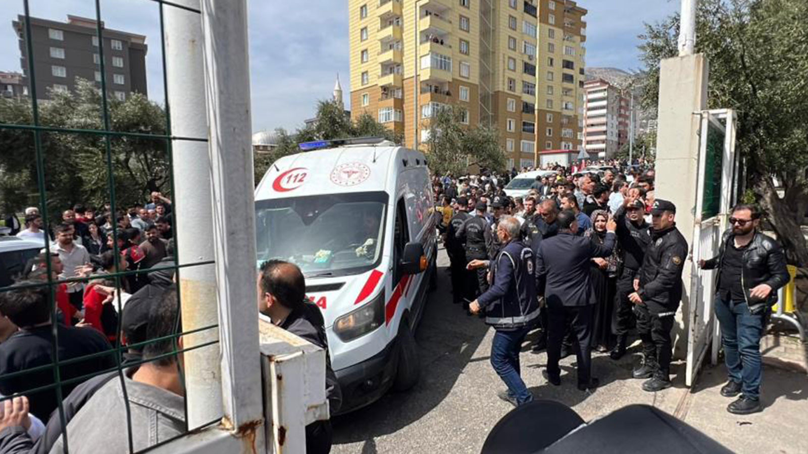 Aile ve Sosyal Hizmetler Bakanlığı, Kahramanmaraş'taki okul saldırısının ardından özel ekip oluşturdu