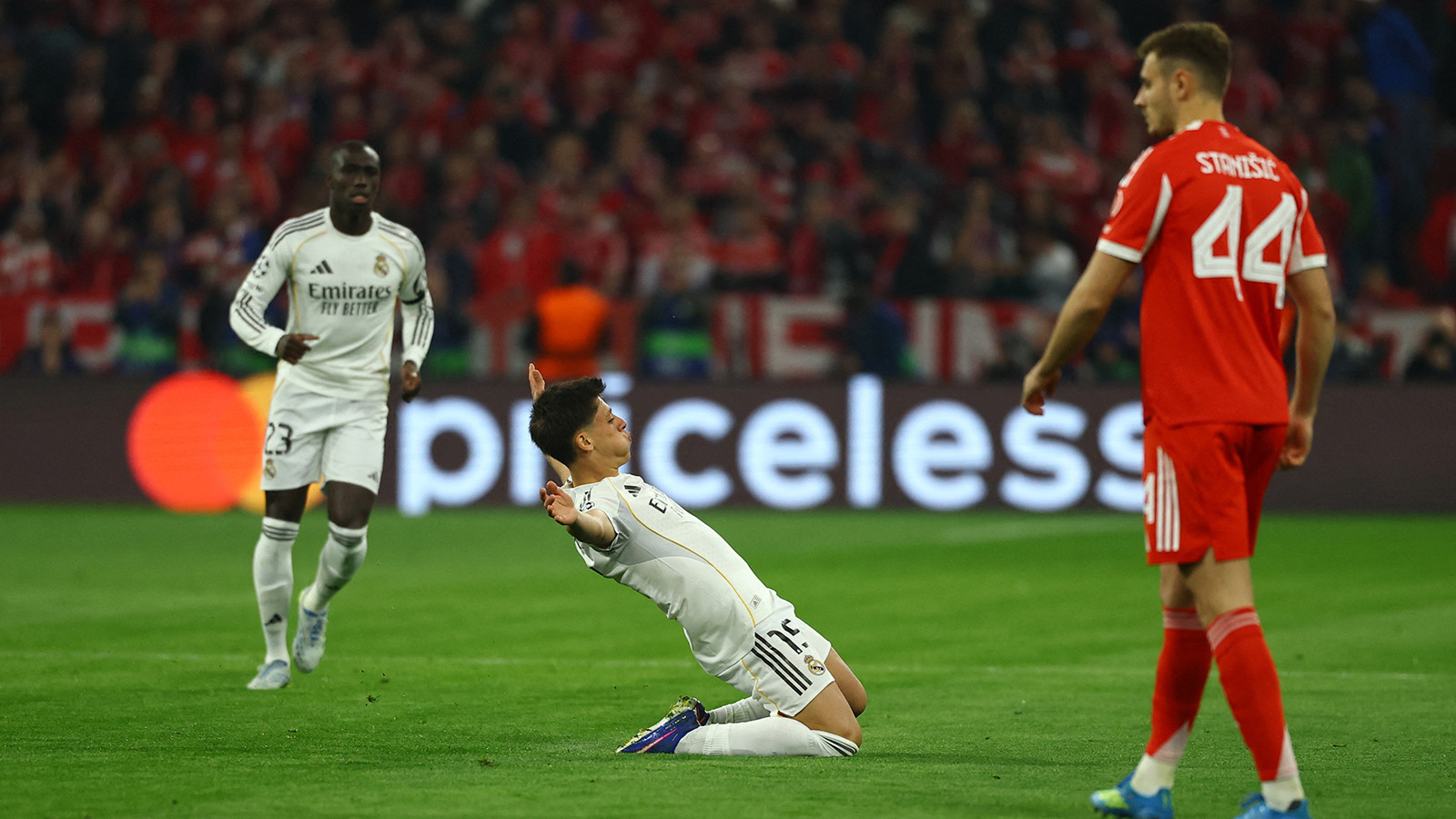 Avrupa basınında Arda Güler gündem oldu: "Neuer'in kabusu, Güler'in zaferi oldu"