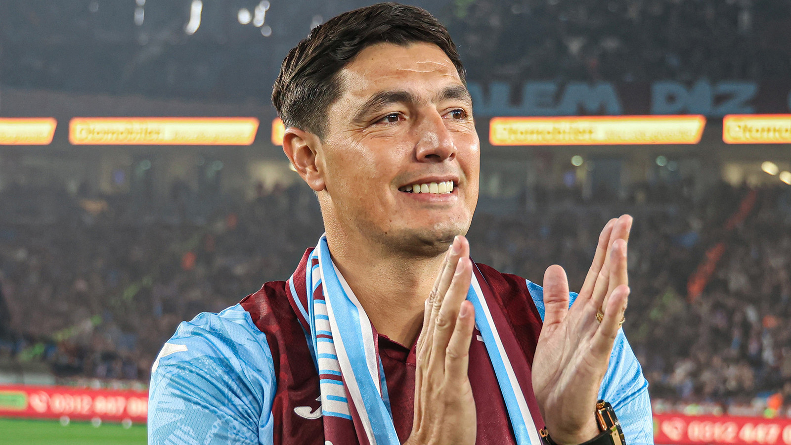 Eski Trabzonsporlu Oscar Cardozo futbolu bıraktı