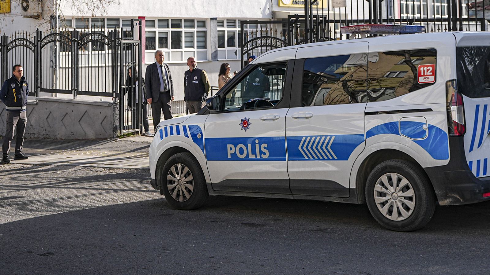 Okul saldırıları sonrası 'Sıra bende' paylaşımı! Evinde tabancalar bulundu