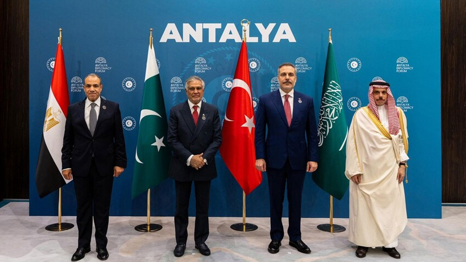 Bakan Fidan, Türkiye-Mısır-Pakistan-Suudi Arabistan Dışişleri Bakanları 3. Toplantısı'na ev sahipliği yaptı