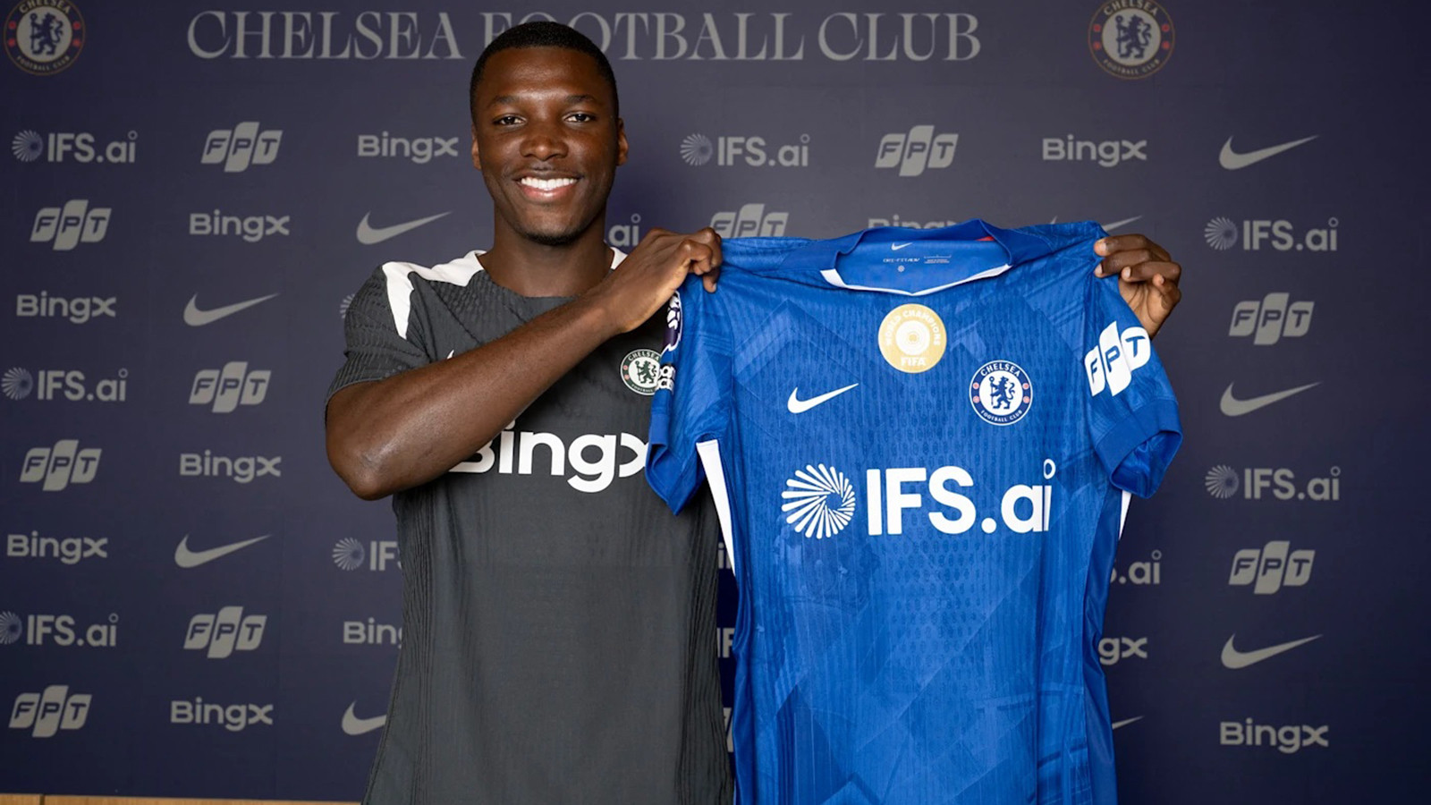 Chelsea, Moises Caicedo'nun sözleşmesini uzattı